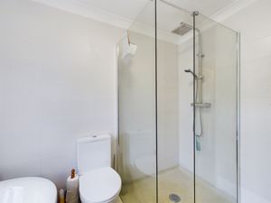 Family Bath & Shower Room- click for photo gallery